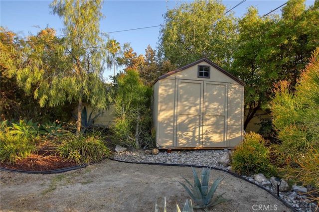 12762 Willard Street, North Hollywood, CA 91605