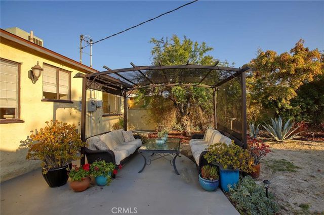 12762 Willard Street, North Hollywood, CA 91605