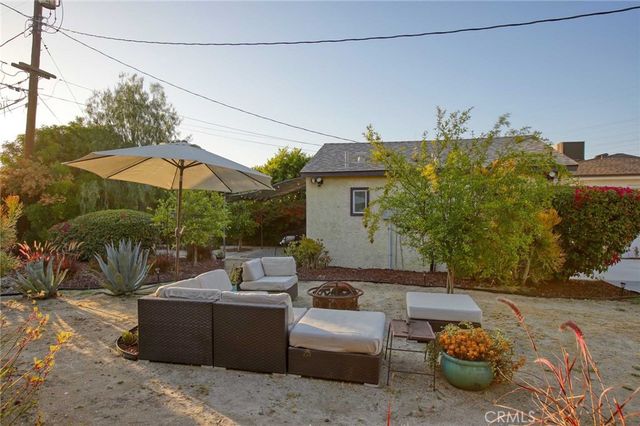 12762 Willard Street, North Hollywood, CA 91605