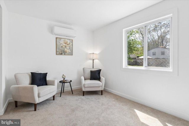 336 LARCH RD, Mount Laurel, NJ 08054