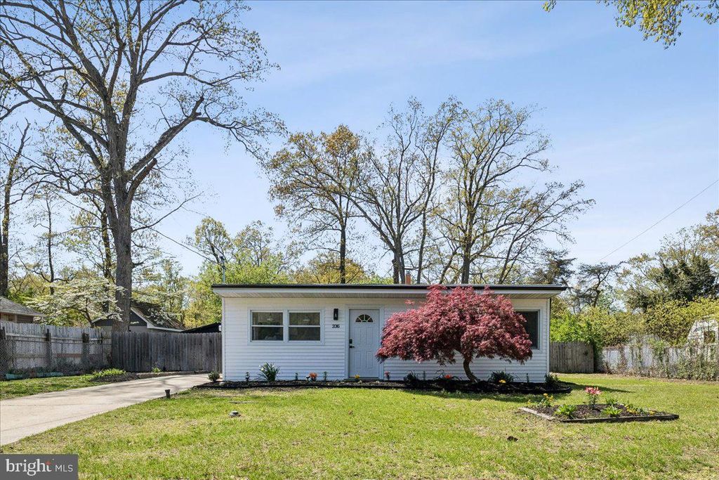 336 LARCH RD, Mount Laurel, NJ 08054