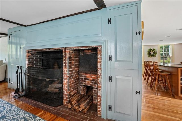 245-247 Danville Road, Fremont, NH 03044