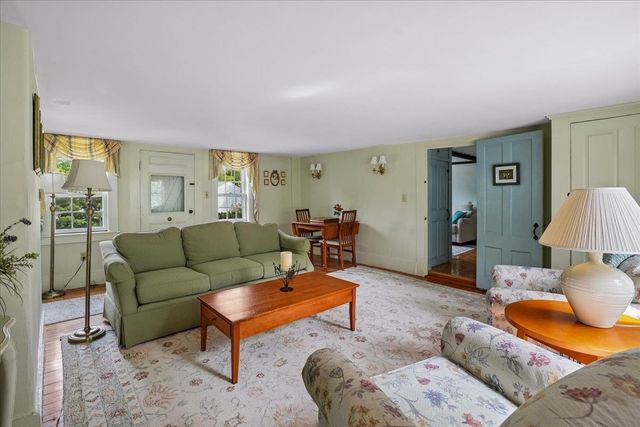 245-247 Danville Road, Fremont, NH 03044