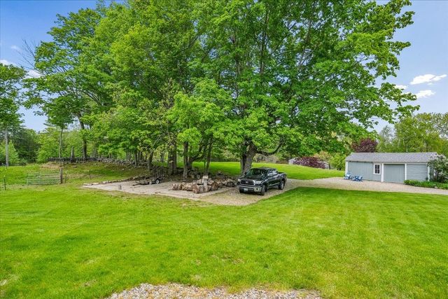 245-247 Danville Road, Fremont, NH 03044