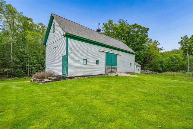 245-247 Danville Road, Fremont, NH 03044