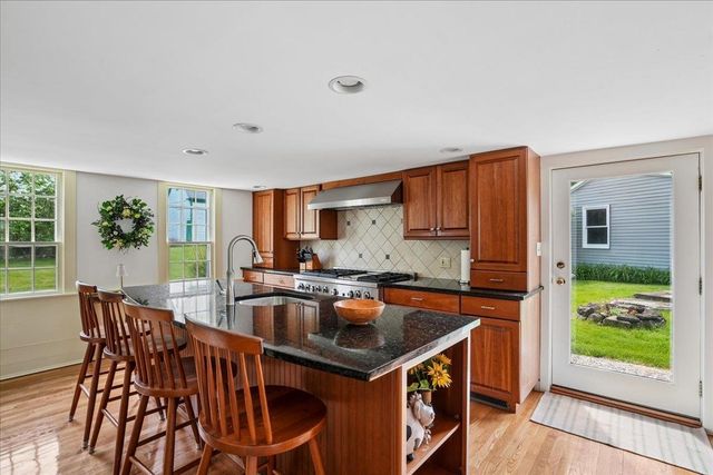 245-247 Danville Road, Fremont, NH 03044