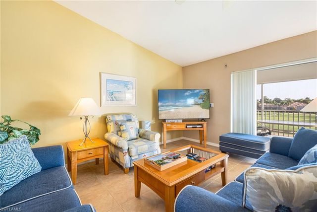 6894 Sterling Greens CT 201, Naples, FL 34104