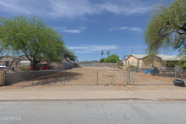 2846 W POLK Street 4, Phoenix, AZ 85009