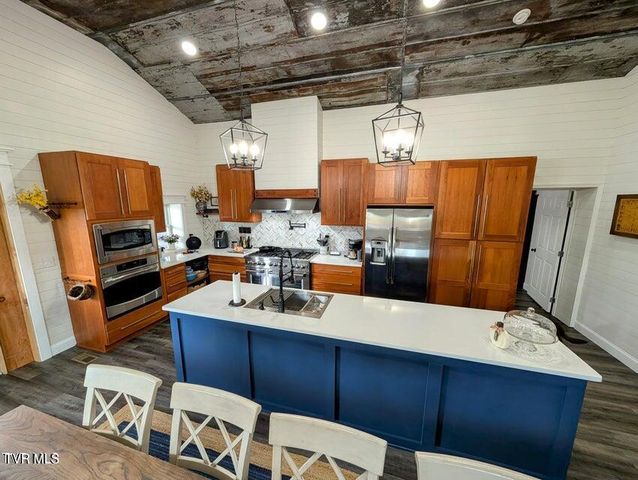 780 Bright Hope Road, Greeneville, TN 37743