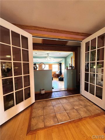 4 Theresa Court, Utica, NY 13502