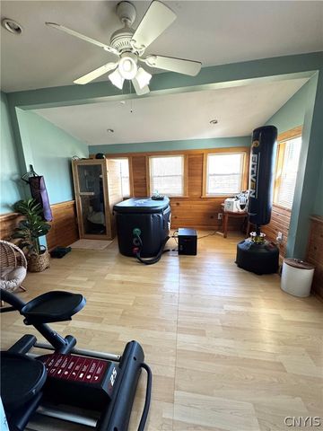 4 Theresa Court, Utica, NY 13502