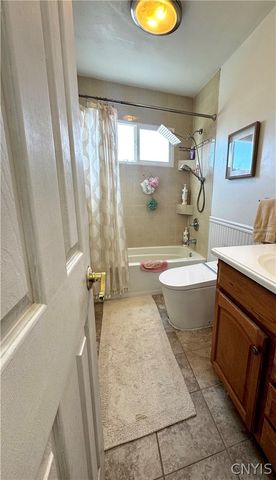 4 Theresa Court, Utica, NY 13502