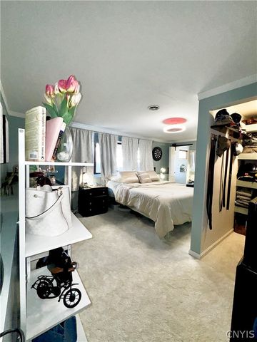 4 Theresa Court, Utica, NY 13502