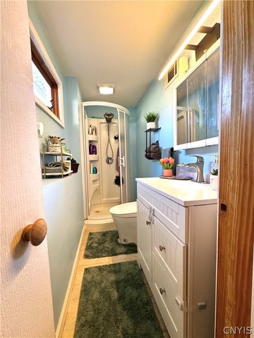 4 Theresa Court, Utica, NY 13502