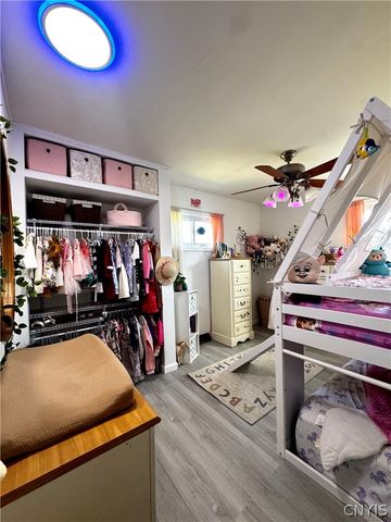 4 Theresa Court, Utica, NY 13502