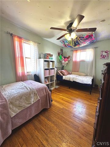 4 Theresa Court, Utica, NY 13502