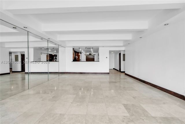 4000 NE 168th St PH1A, North Miami Beach, FL 33160