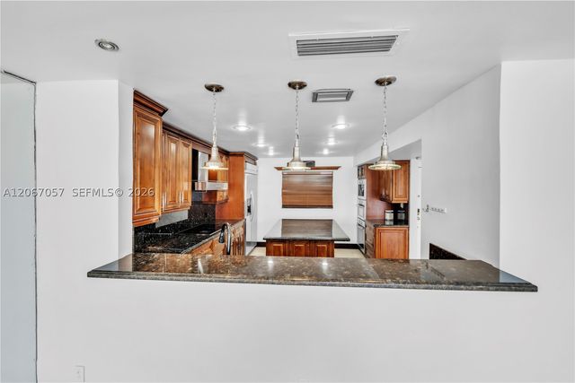 4000 NE 168th St PH1A, North Miami Beach, FL 33160