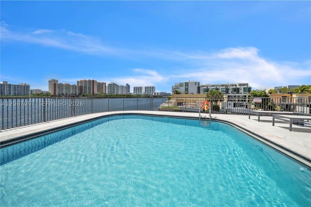 4000 NE 168th St PH1A, North Miami Beach, FL 33160