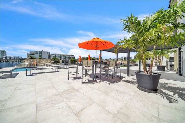 4000 NE 168th St PH1A, North Miami Beach, FL 33160
