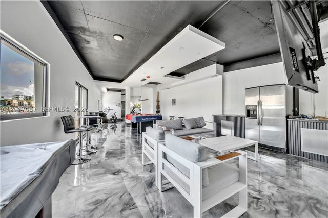 4000 NE 168th St PH1A, North Miami Beach, FL 33160