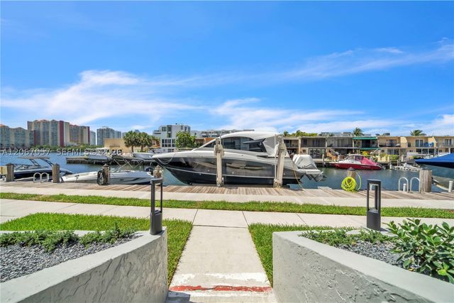 4000 NE 168th St PH1A, North Miami Beach, FL 33160