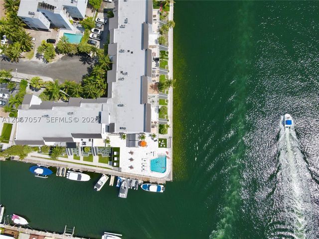 4000 NE 168th St PH1A, North Miami Beach, FL 33160