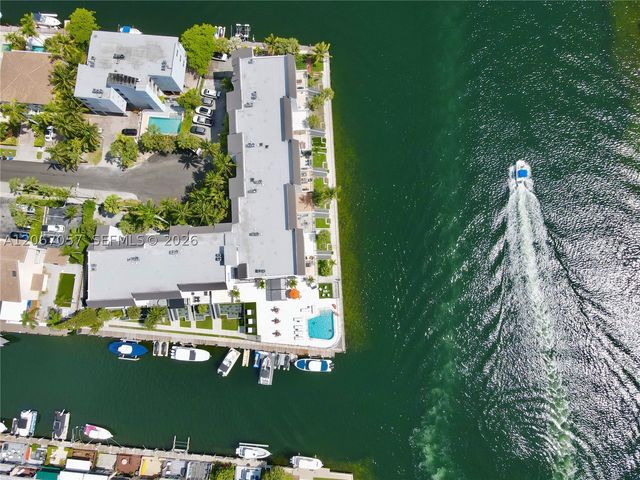 4000 NE 168th St PH1A, North Miami Beach, FL 33160