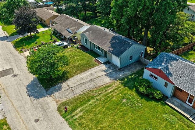 4617 NE 47th Street, Kansas City, MO 64117