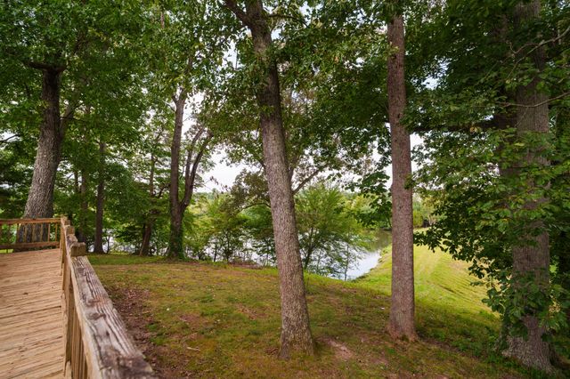 142 Poston Andrews Ln, Cookeville, TN 38506