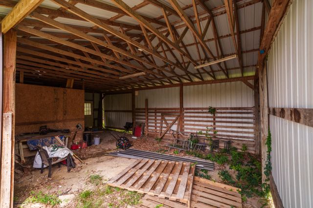 142 Poston Andrews Ln, Cookeville, TN 38506
