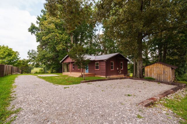 142 Poston Andrews Ln, Cookeville, TN 38506