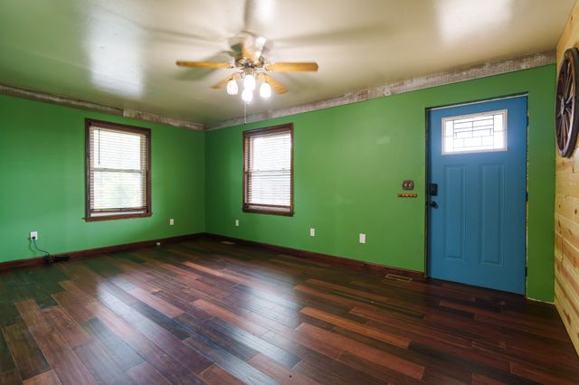 142 Poston Andrews Ln, Cookeville, TN 38506
