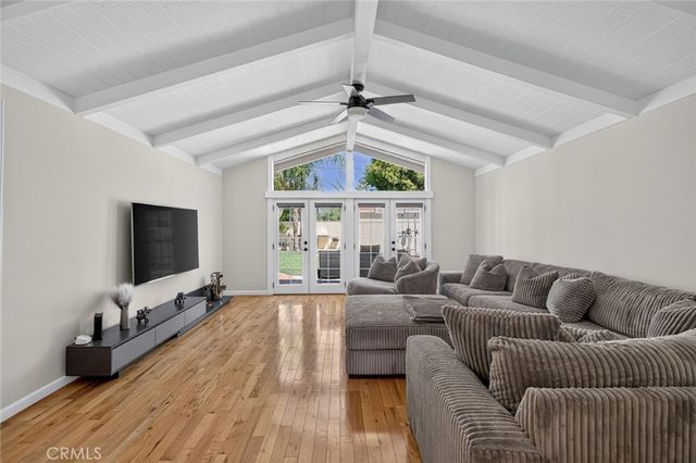 15711 Hiawatha, Granada Hills, CA 91344