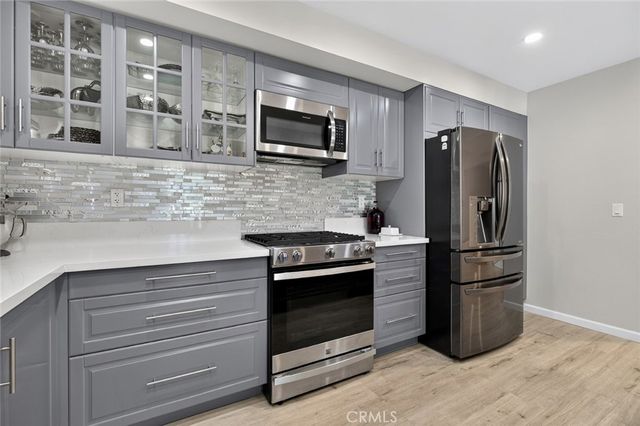 15711 Hiawatha, Granada Hills, CA 91344