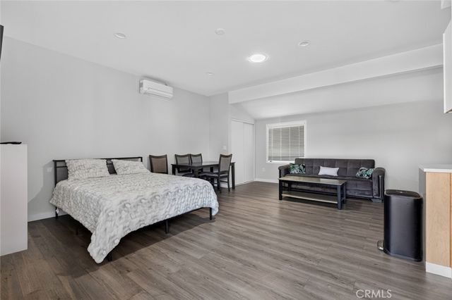 15711 Hiawatha, Granada Hills, CA 91344