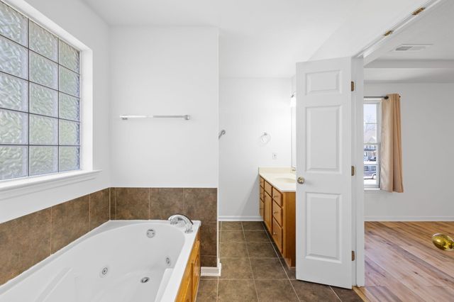 6895 Bucksland Drive, Ooltewah, TN 37363