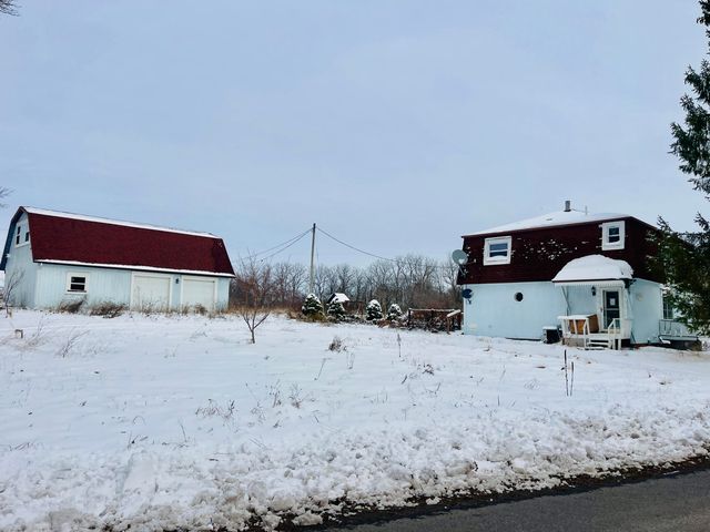 18600 Manitou Road, Cambridge Twp, MI 49220