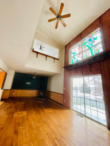 18600 Manitou Road, Cambridge Twp, MI 49220