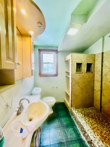 18600 Manitou Road, Cambridge Twp, MI 49220