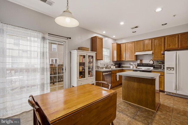 1212 NEEDHAM CT, Crofton, MD 21114