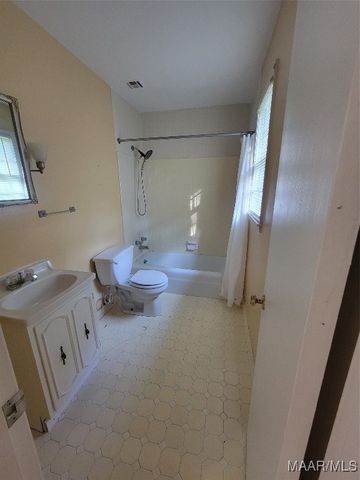 55 County Road 65 Road, Valley Grande, AL 36701