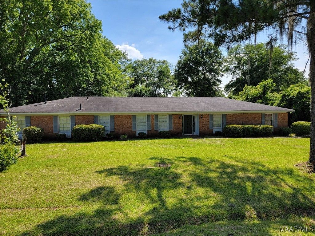 55 County Road 65 Road, Valley Grande, AL 36701