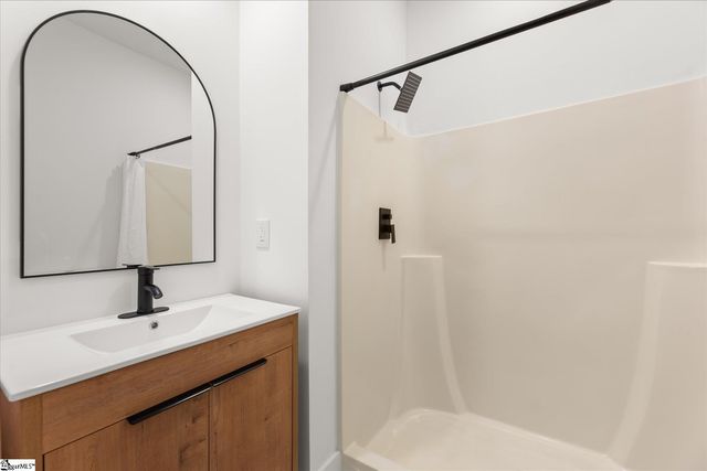 10 Birchall Lane, Simpsonville, SC 29681