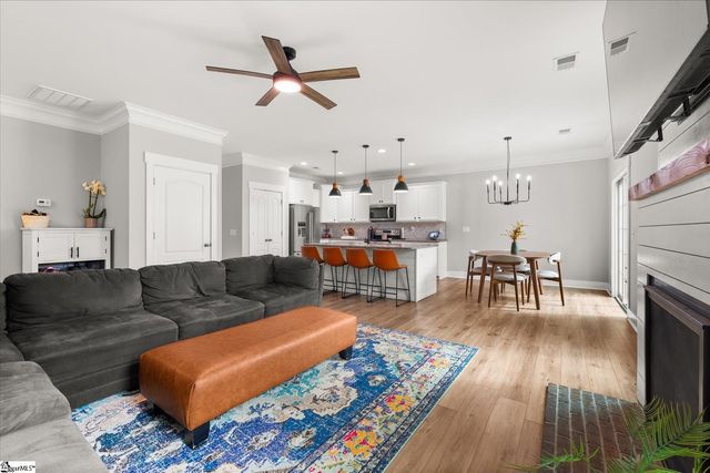 10 Birchall Lane, Simpsonville, SC 29681