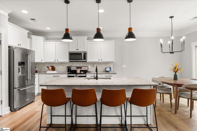 10 Birchall Lane, Simpsonville, SC 29681