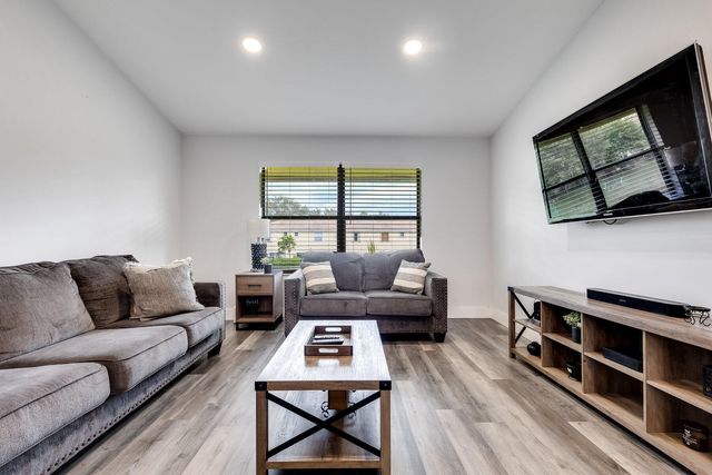 13155 CHADWICK Court 19, Wellington, FL 33414