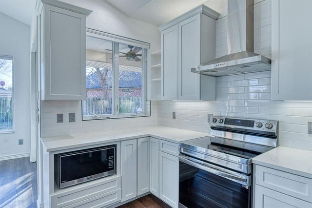 1929 Guilford Court, Norman, OK 73072