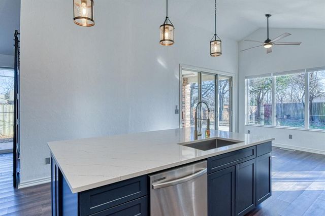 1929 Guilford Court, Norman, OK 73072