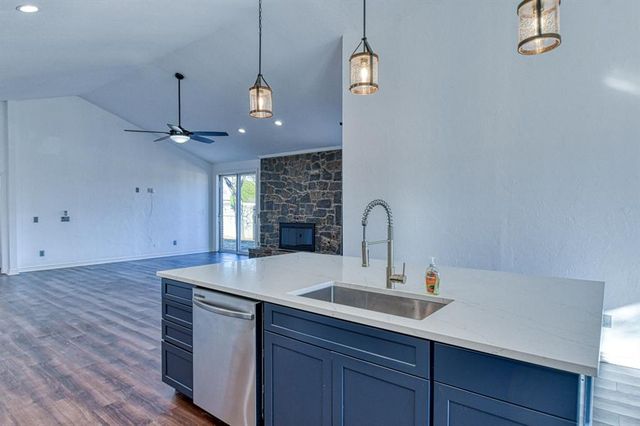 1929 Guilford Court, Norman, OK 73072